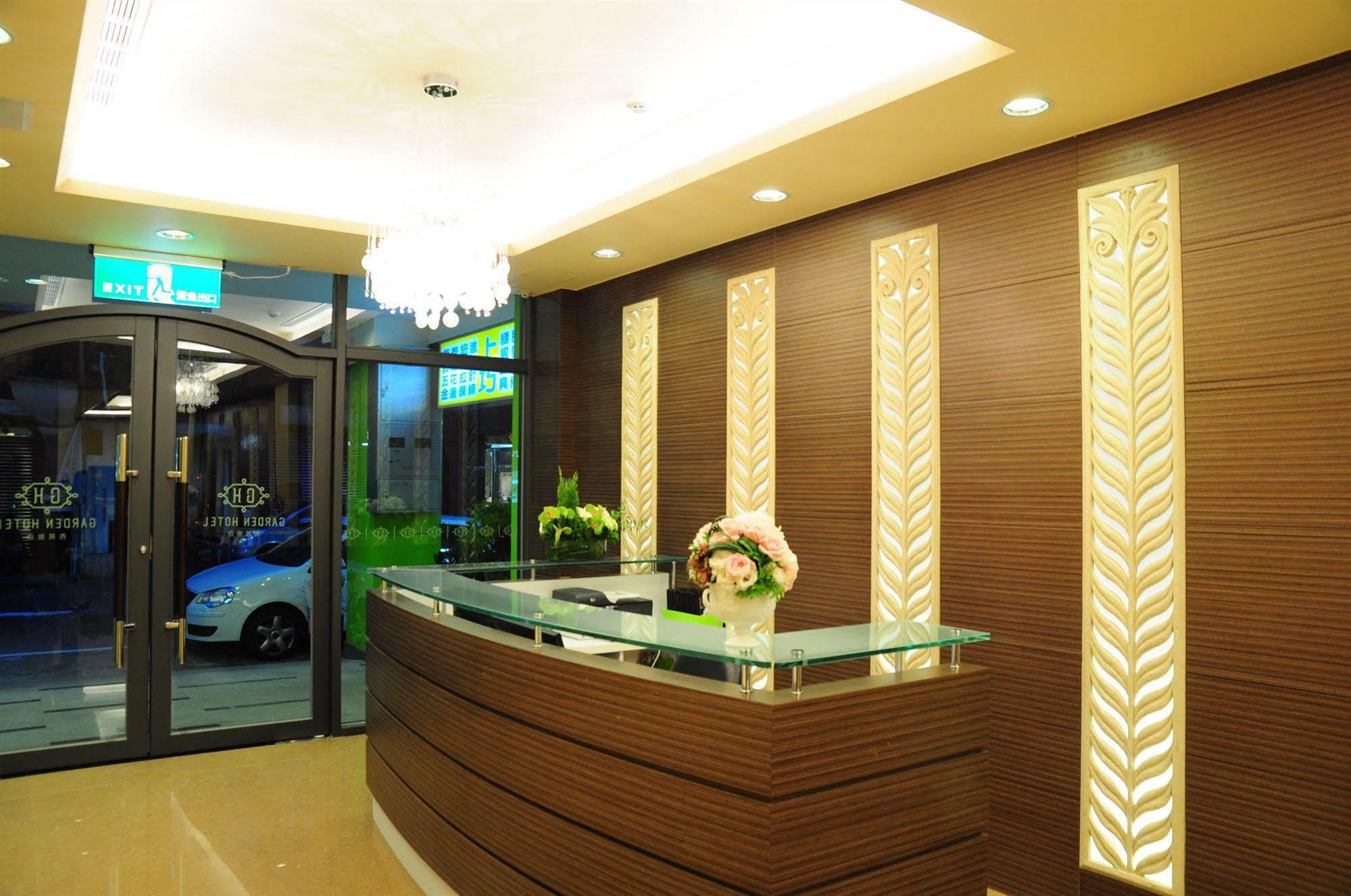 Garden Hotel Taichung Bagian luar foto